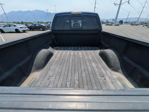 Used 2011 Ford F150 Lariat w/ Lariat Chrome Pkg AWD/4WD image 27