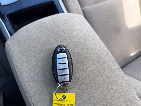 Used 2013 Nissan Altima 2.5 SV FWD image 24