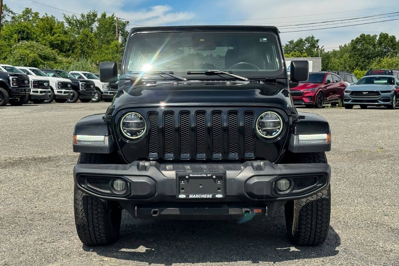 Used 2021 Jeep Wrangler Unlimited Sahara AWD/4WD image 8