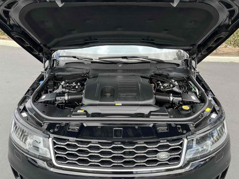 Used 2020 Land Rover Range Rover Sport SE AWD/4WD image 25