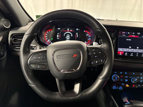 Used 2025 Dodge Durango R/T AWD/4WD image 15