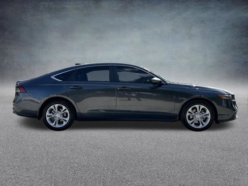 Used 2025 Honda Accord LX image 4
