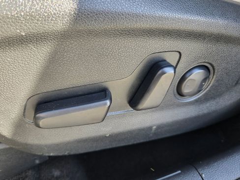 Used 2021 Kia Sportage EX w/ EX Technology Package image 24