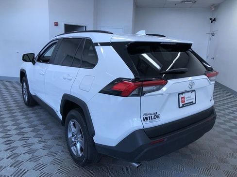 Certified 2025 Toyota RAV4 LE AWD/4WD image 12