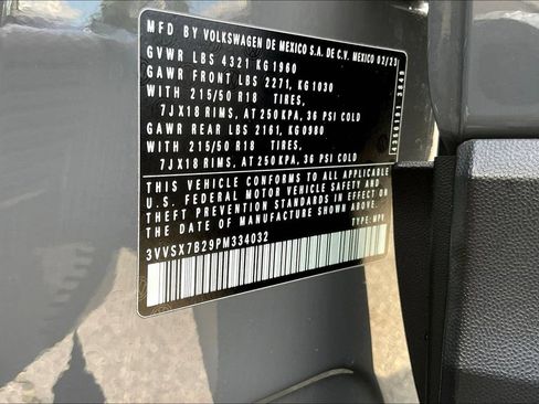 Used 2023 Volkswagen Taos SE FWD image 18