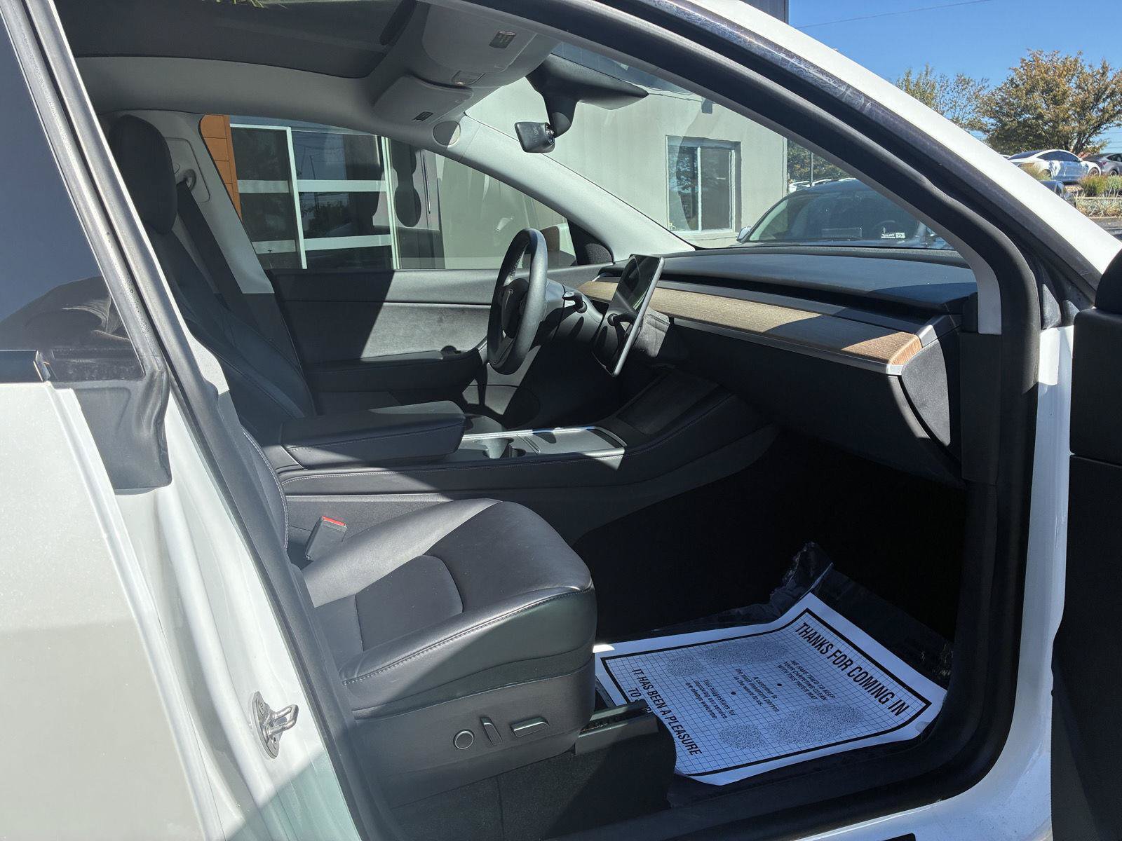 Used 2021 Tesla Model Y Long Range AWD/4WD image 14