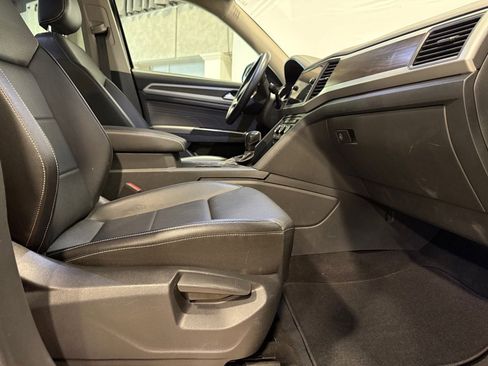 Used 2021 Volkswagen Atlas SE image 28