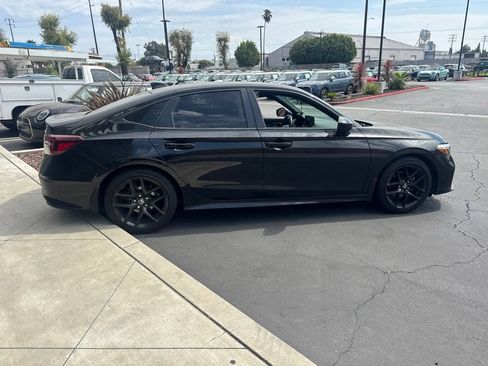 Used 2025 Honda Civic Sport image 7