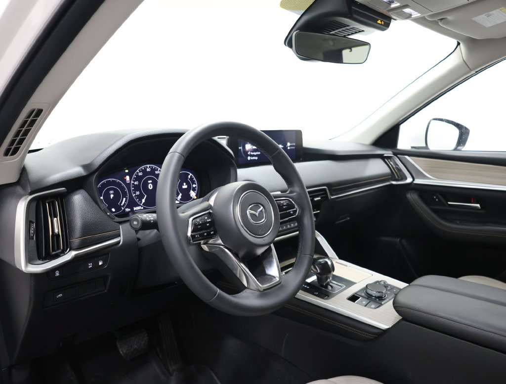 Used 2024 MAZDA CX-90 Plug-In Hybrid w/ Preferred AWD/4WD image 15