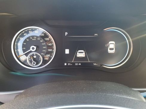 Used 2026 Genesis G70 2.5T AWD/4WD image 18
