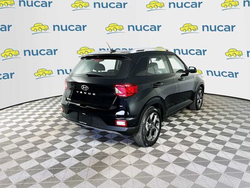 Certified 2025 Hyundai Venue SEL image 7