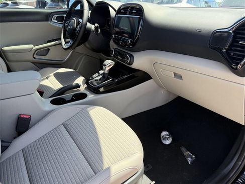 New 2025 Kia Soul EX image 13