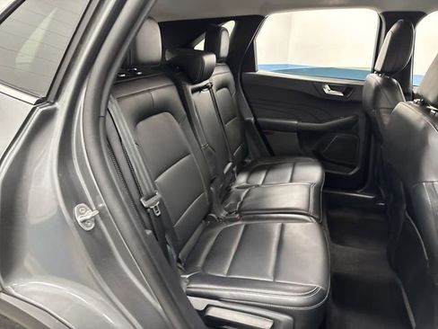 Used 2025 Ford Escape Platinum image 32
