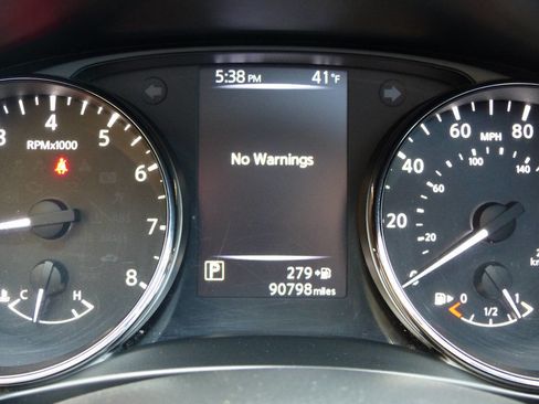 Used 2018 Nissan Rogue Sport SL w/ SL Premium Package AWD/4WD image 46