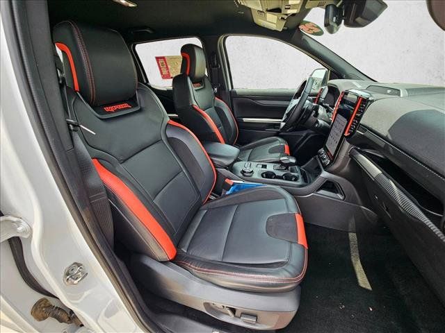 Used 2025 Ford Ranger Raptor AWD/4WD image 18