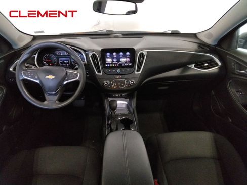 Used 2023 Chevrolet Malibu LT image 29