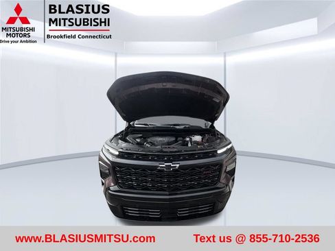 Used 2025 Chevrolet Traverse RS w/ LPO, Floor Liner Package AWD/4WD image 69