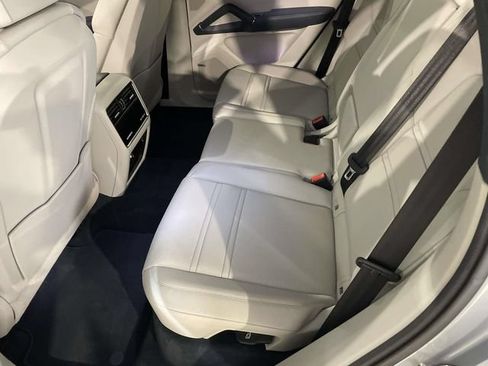 Certified 2022 Porsche Cayenne AWD/4WD image 19