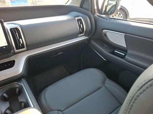 New 2026 Ford Expedition Max Active AWD/4WD image 18