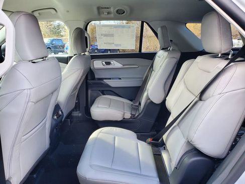 New 2026 Ford Explorer Active w/ Active Comfort Package image 29