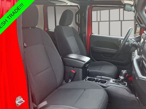 Used 2018 Jeep Wrangler Unlimited Sport S AWD/4WD image 25