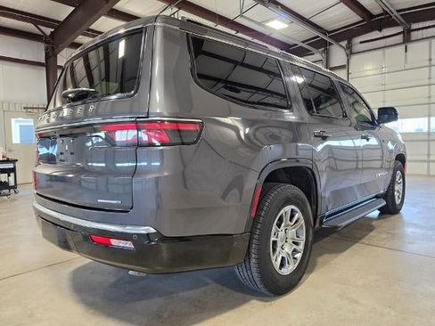 Used 2022 Jeep Wagoneer Series I w/ Convenience Group I AWD/4WD image 5
