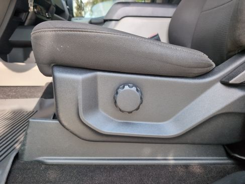 Used 2019 Ford F150 XL w/ Equipment Group 101A Mid AWD/4WD image 17
