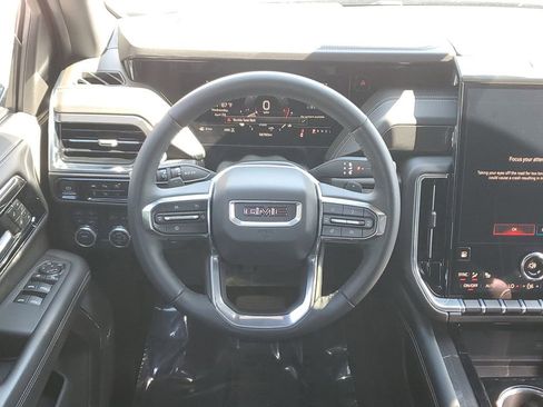 Certified 2025 GMC Yukon XL Elevation AWD/4WD image 18