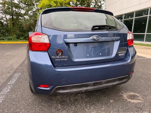 Used 2013 Subaru Impreza 2.0i Premium w/ All-Weather Pkg AWD/4WD image 12