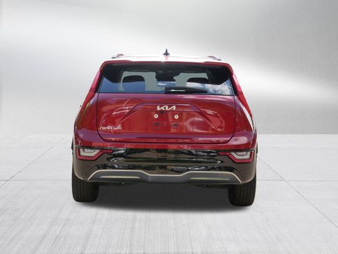 Certified 2023 Kia Niro Wave w/ Wave Preserve Package FWD image 6