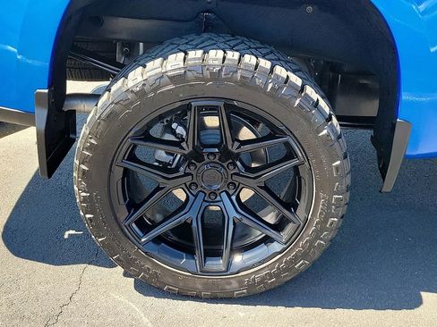 Used 2025 Chevrolet Silverado 1500 RST w/ Convenience Package II AWD/4WD image 7