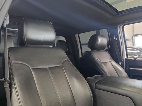 Used 2015 Ford F250 Lariat w/ Lariat Ultimate Package AWD/4WD image 26