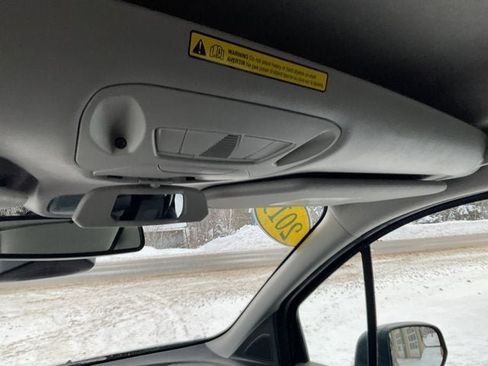 Used 2019 Ford Transit Connect XLT image 22