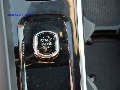 Certified 2023 Volvo XC60 B5 Plus w/ Climate Package image 28