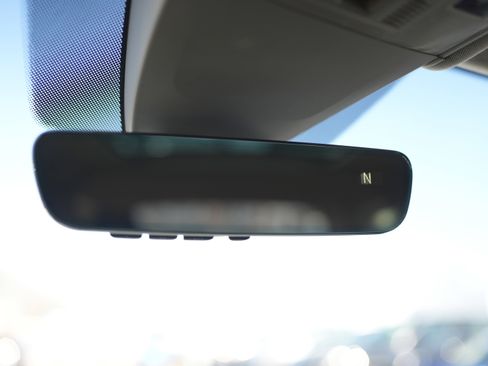 Certified 2023 Volkswagen Atlas SEL image 31