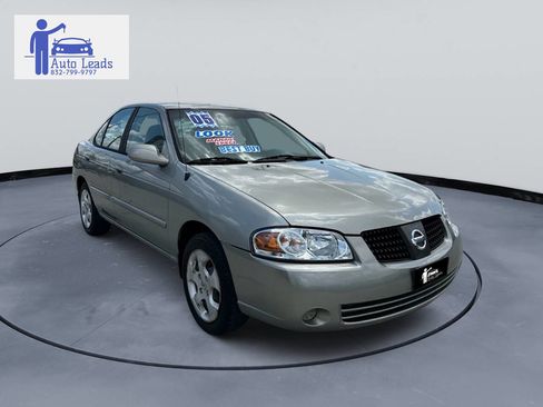 Used 2005 Nissan Sentra 1.8 w/ (F05) Convenience Pkg image 2