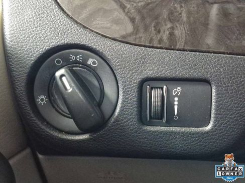 Used 2012 Dodge Grand Caravan SE FWD image 18