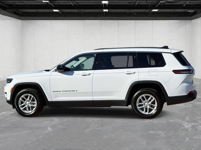 Used 2023 Jeep Grand Cherokee L Laredo w/ Luxury Tech Group I AWD/4WD image 8