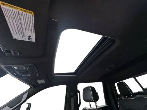 Used 2025 GMC Sierra 2500 AT4X AWD/4WD image 11