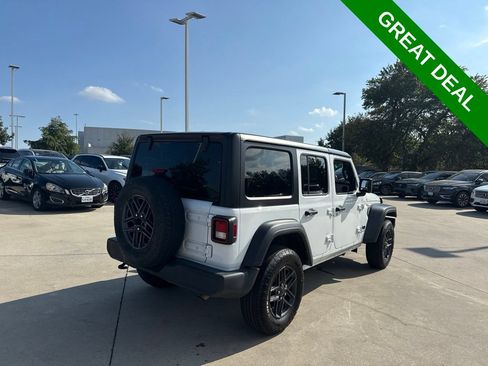 Used 2025 Jeep Wrangler Unlimited Sport AWD/4WD image 5