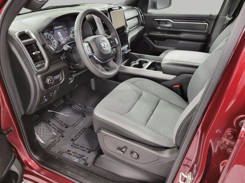 Used 2025 RAM 1500 Big Horn AWD/4WD image 9