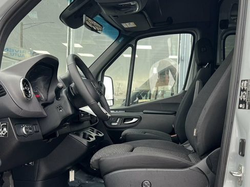 Used 2026 Mercedes-Benz Sprinter 3500 image 17