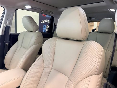 Used 2019 Subaru Ascent Premium AWD/4WD image 18