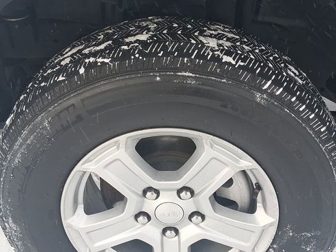 Used 2021 Jeep Wrangler Unlimited Sport S image 12