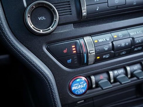 Used 2020 Ford Mustang Shelby GT350 w/ Technology Package image 27