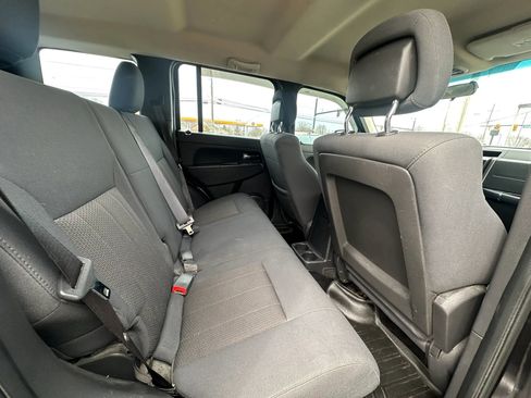 Used 2012 Jeep Liberty Sport image 21