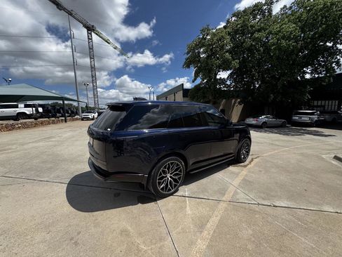 Certified 2023 Land Rover Range Rover SE AWD/4WD image 7