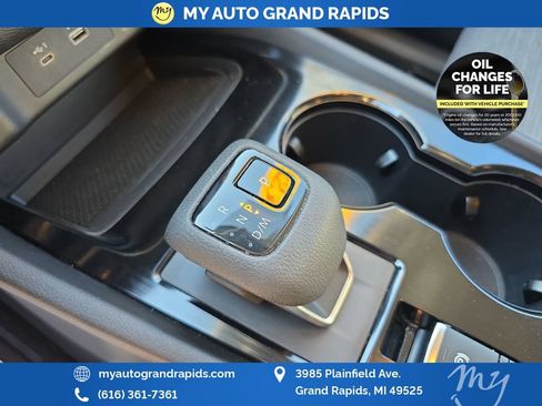 Used 2023 Nissan Rogue SV AWD/4WD image 25