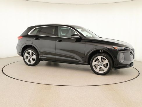 New 2025 Audi Q5 2.0T Premium Plus image 9