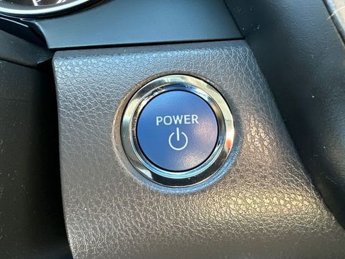 Certified 2023 Toyota Camry XLE FWD image 41
